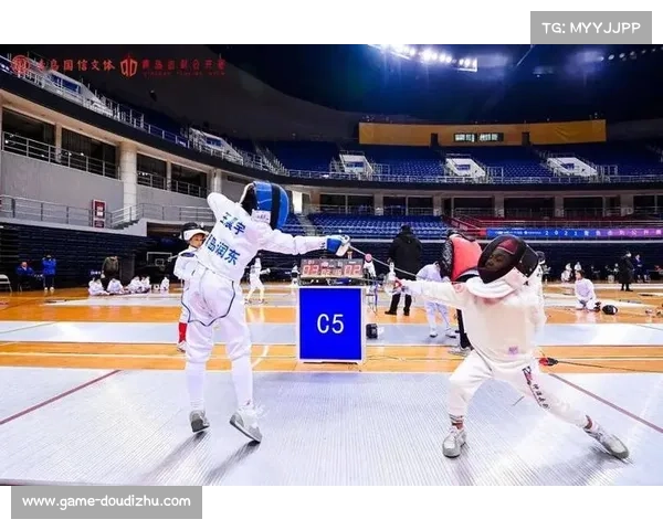 湖南省击剑协会推行随队裁判制度解决B级裁判员短缺问题 湖南省击剑协会推行随队裁判制度解决B级裁判员短缺问题