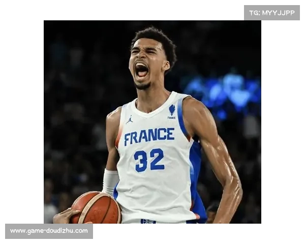 文班亚马获法国荣誉军团勋章 以表彰其推动篮球事业贡献